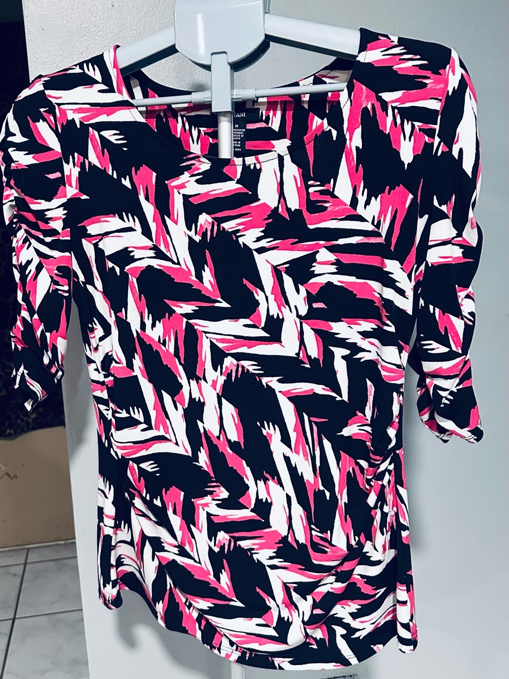 Alfani Abstract Print Three-Quarter Sleeve Top in Black, White & Pink